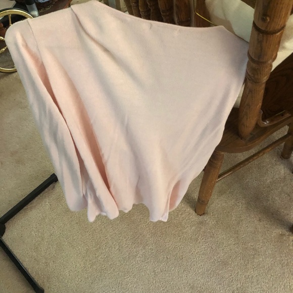 Women’s Reitmans long sleeve sweater. - Picture 4 of 4